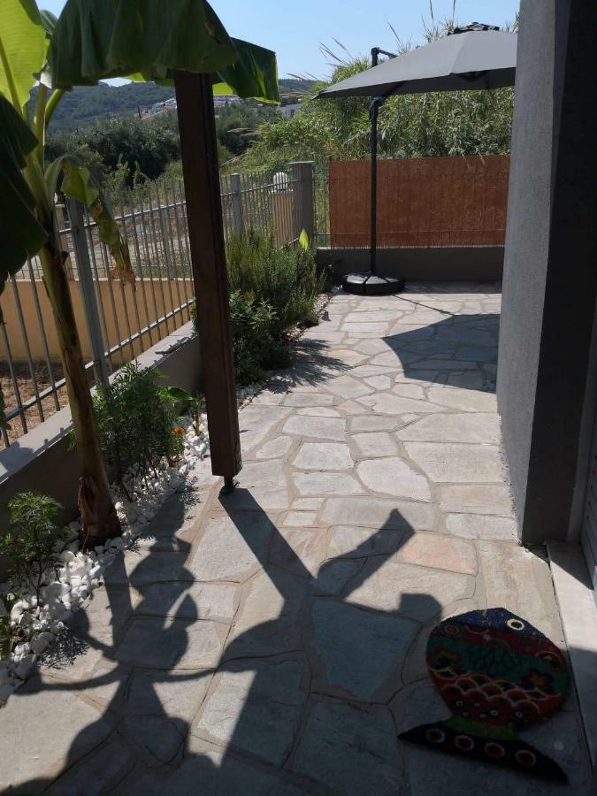 Menta Apartment Nea Iraklitsa Εξωτερικό φωτογραφία