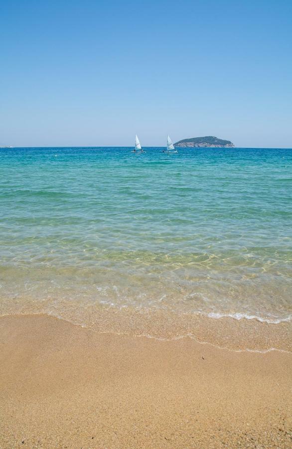 Menta Apartment Nea Iraklitsa Εξωτερικό φωτογραφία